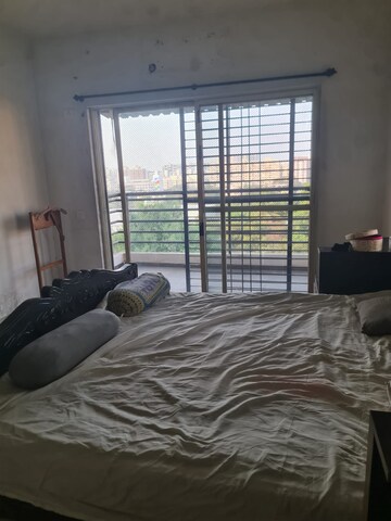 Bedroom in 3 BHK Apartment at Mirchandani Bellagio, Undri – for Rent