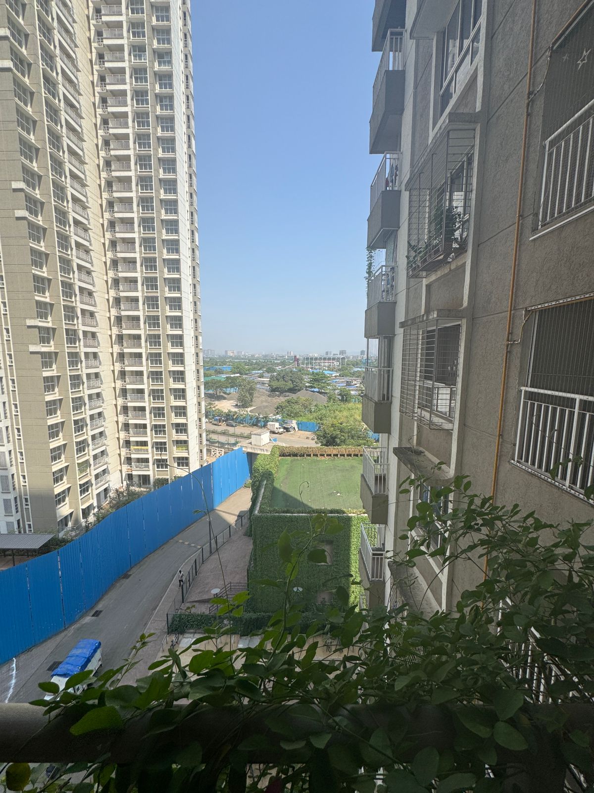 2 BHK Apartment For Sale in Lodha Amara