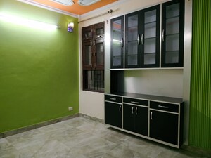 Bedroom in 1 BHK Apartment at Molarband – for Rent