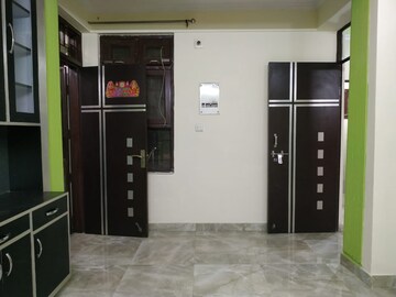 Room in 1 BHK Apartment at Molarband – for Rent