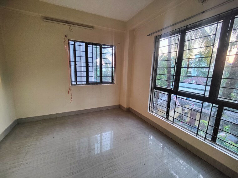 Room, jyoti nagar 2.5 Bedroom 1100 Sq.Ft. Apartment In Jyoti Nagar Siliguri 9308279