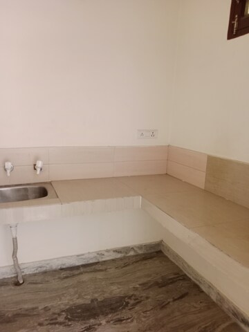Kitchen in 1 BHK Builder Floor at Sector 25 – for Rent