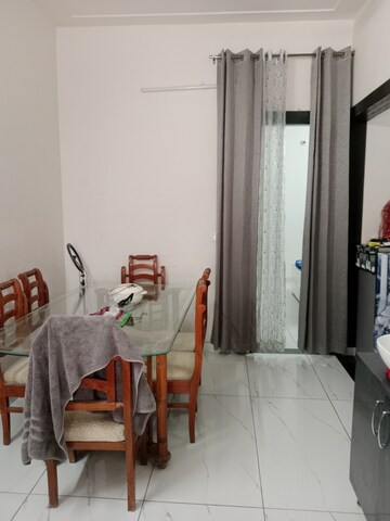 Dining area in 1.5 BHK Builder Floor at Ansals Sushant City – for Rent