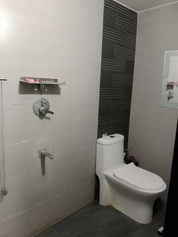 Bathroom in 1.5 BHK Builder Floor at Ansals Sushant City – for Rent