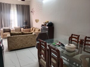 Living Room in 1.5 BHK Builder Floor at Ansals Sushant City – for Rent