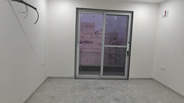 Room in 3 BHK Builder Floor at Sector 7 – for Sale