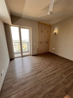3.5 BHK + Servant Room Apartment For Sale in Tata La Vida