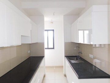 Kitchen in 2 BHK Apartment at Shapoorji Pallonji Vicinia, Powai – for Sale