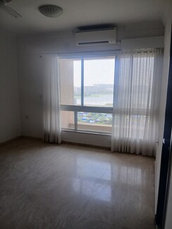 5 BHK Apartment For Sale in Hiranandani Tamara