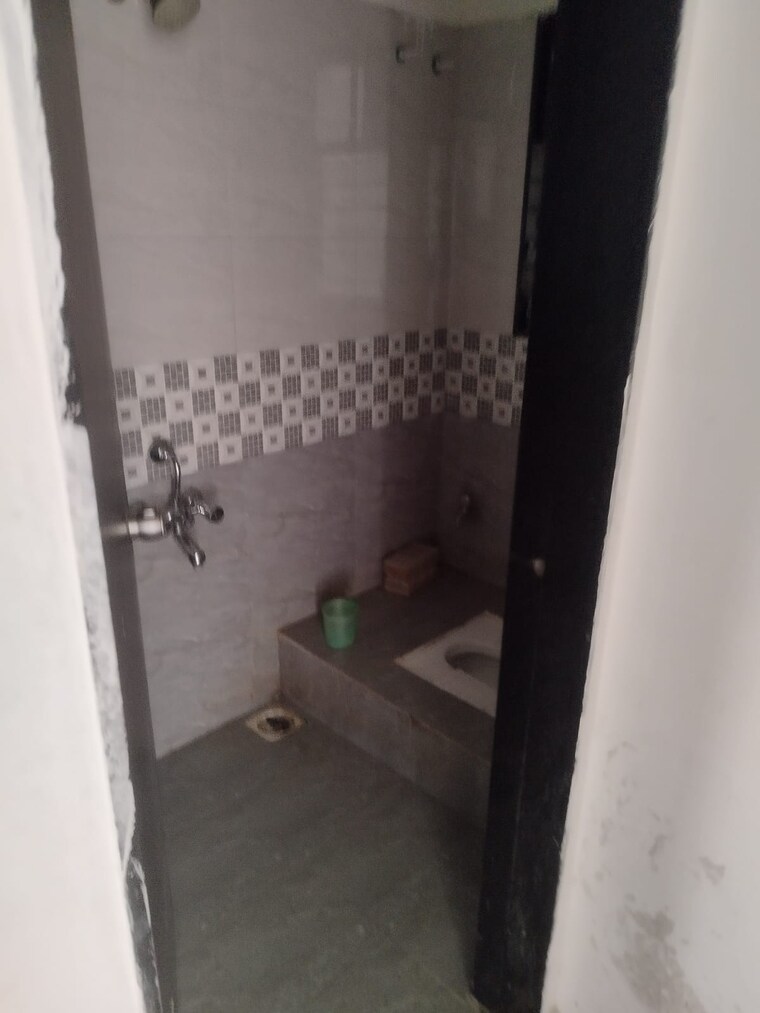 Bathroom, moshi 1 Bedroom 496 Sq.Ft. Apartment In Moshi Pune 9308329