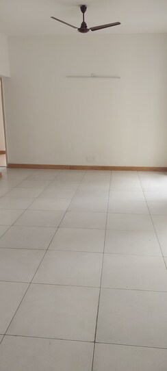3 BHK + Servant Room Apartment For Sale in Jaypee Greens Star Court