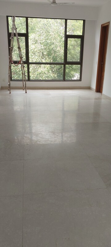 2 BHK Apartment For Sale in Jaypee Greens Star Court, Jaypee Greens