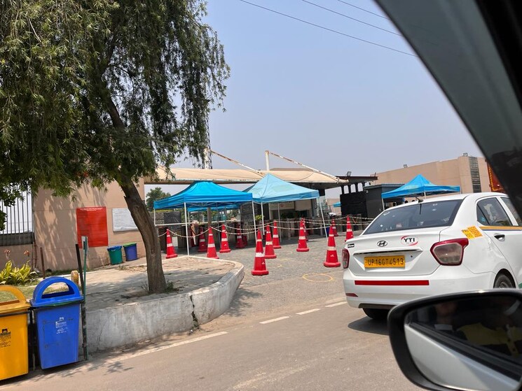 Nearby, beta ii greater noida  130 Sq.Yd. Plot In Beta Ii Greater Noida Greater Noida 9308350