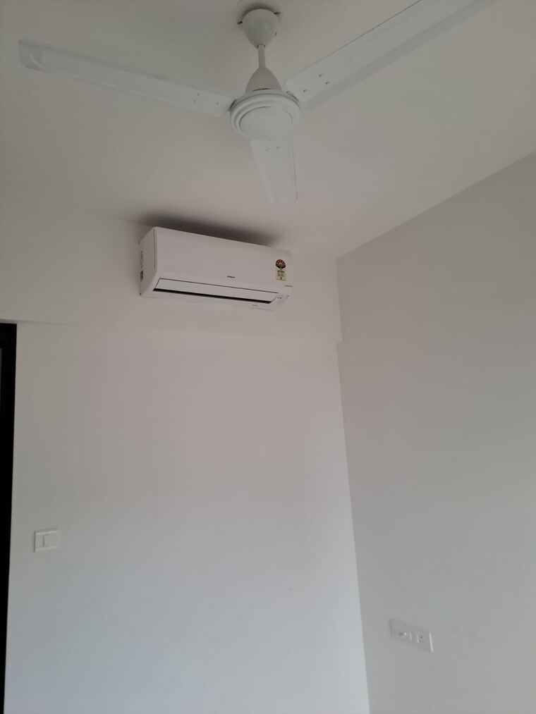 Room, lodha-palava-city-lakeshore-greens 2 Bedroom 638 Sq.Ft. Builder Floor In Dombivli East Thane 9308355