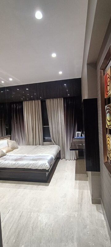 Bedroom in 2 BHK Apartment at RSB MS H2O, Santacruz East – for Rent