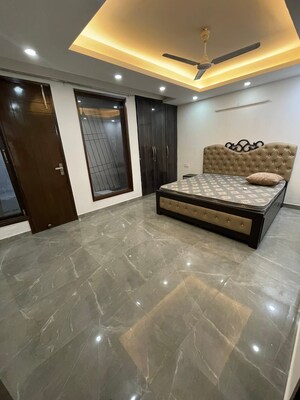 2 BHK Builder Floor For Rent in Saket