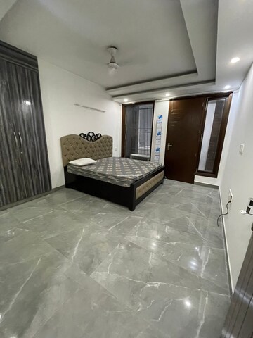 Room in 2 BHK Builder Floor at Saket – for Rent