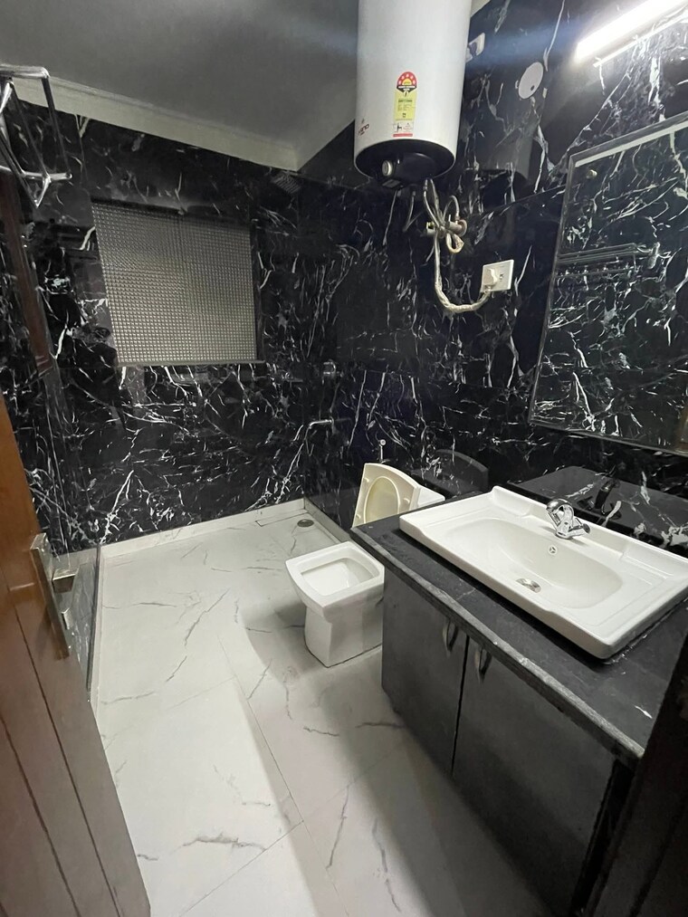 Master Bedroom, saket 2 Bedroom 900 Sq.Ft. Builder Floor In Saket Delhi 9308364