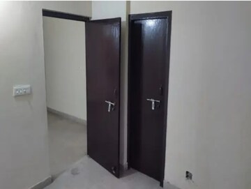 Room in 2 BHK Apartment at SRS Residency, Sector 88 – for Rent