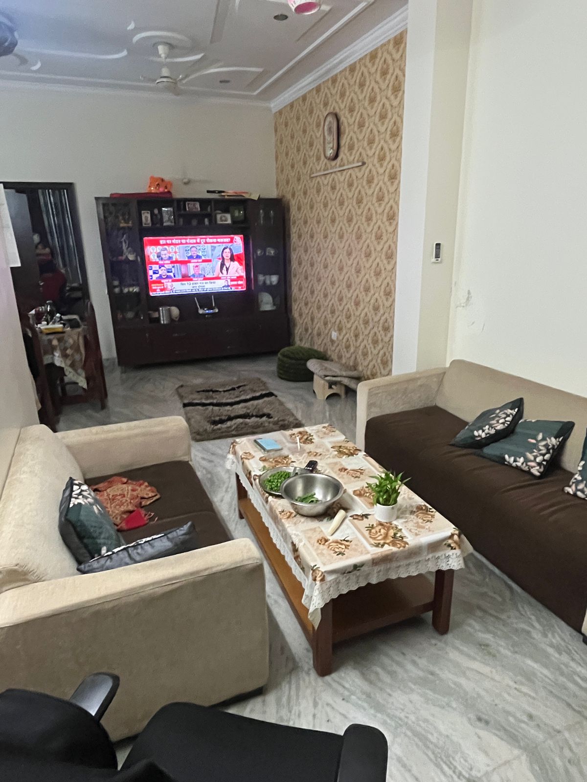 2 BHK Builder Floor For Rent in V Block 