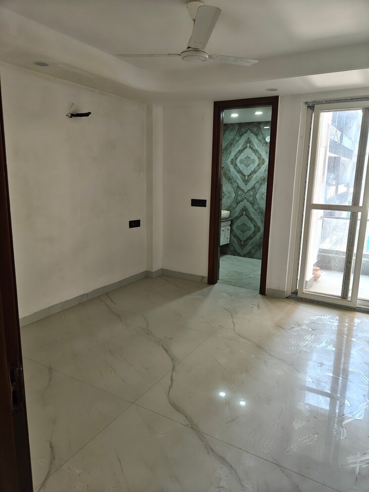 Room, sultanpur 3 Bedroom 1250 Sq.Ft. Builder Floor In Sultanpur Delhi 9308382