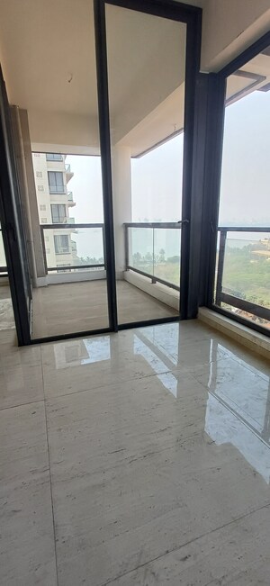 3 BHK Apartment For Rent in Indiabulls Sky, Lower Parel