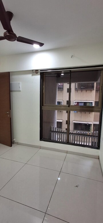 1 BHK Apartment – Nearby View at Chandak 34 Park Estate, Goregaon West - for Rent
