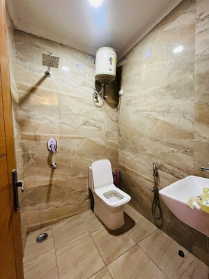 Bathroom in 2 BHK Builder Floor at Saket – for Rent