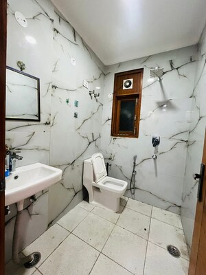 Master Bedroom in 2 BHK Builder Floor at Saket – for Rent