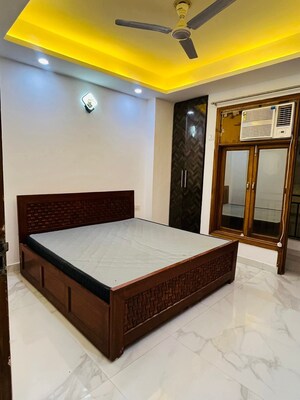 Bedroom in 2 BHK Builder Floor at Saket – for Rent