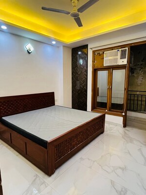 Bedroom in 2 BHK Builder Floor at Saket – for Rent
