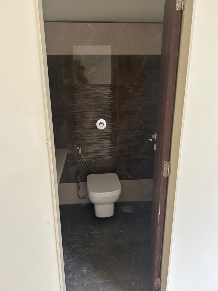 Attached Bathroom, lotus-sky-garden 3 Bedroom 1037 Sq.Ft. Apartment In Malad West Mumbai 9308399