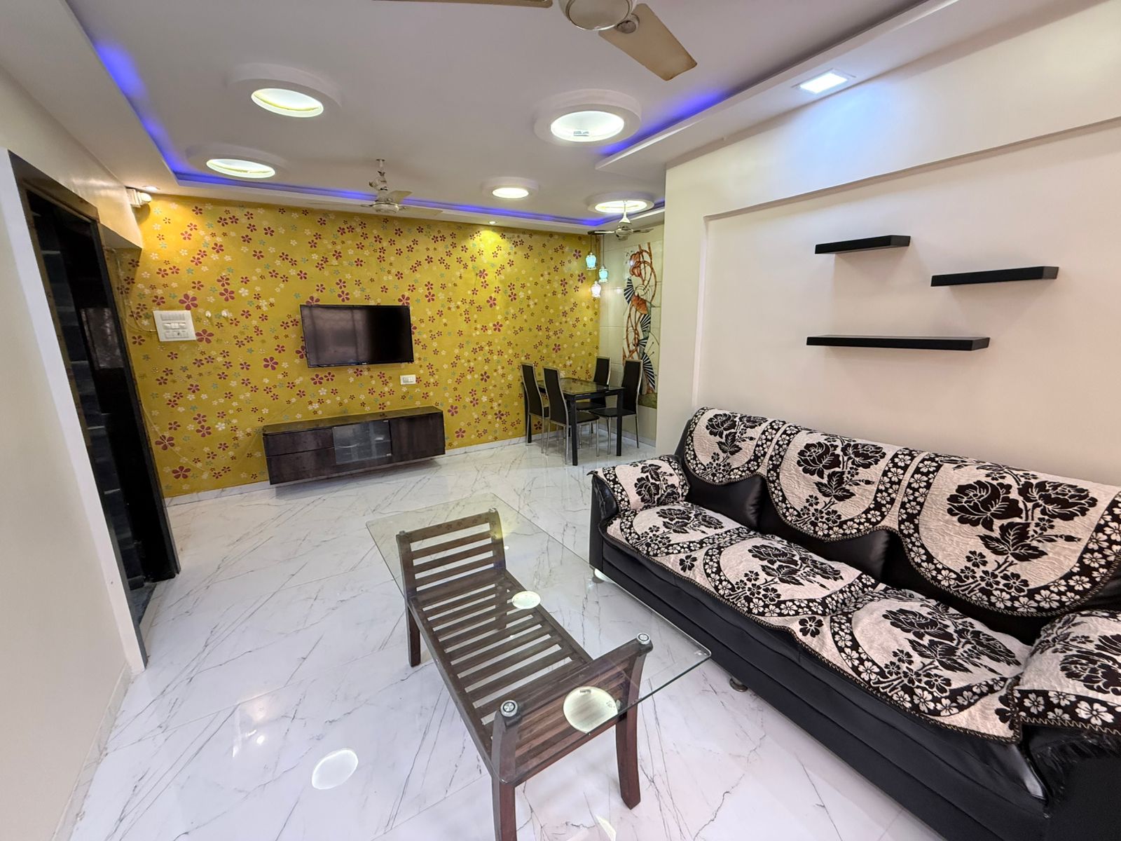 2 BHK Apartment For Rent in RNA Regency Park