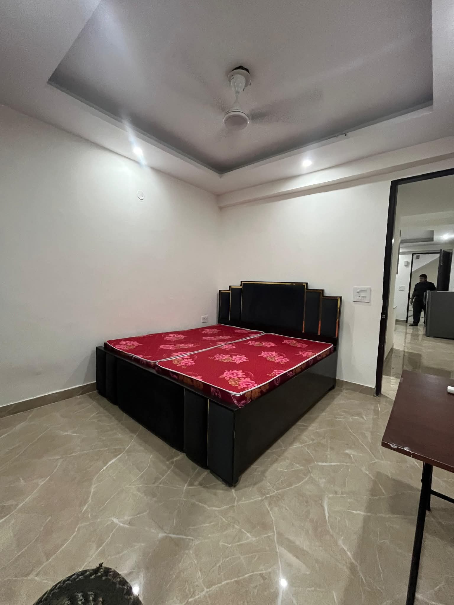 1 BHK Builder Floor For Rent in Saket