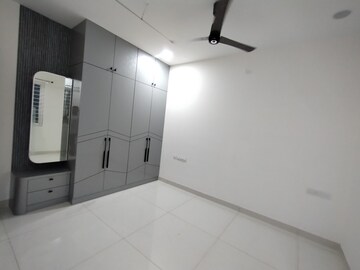 Room in 3 BHK Apartment at Poulomi Avante, Kokapet – for Rent