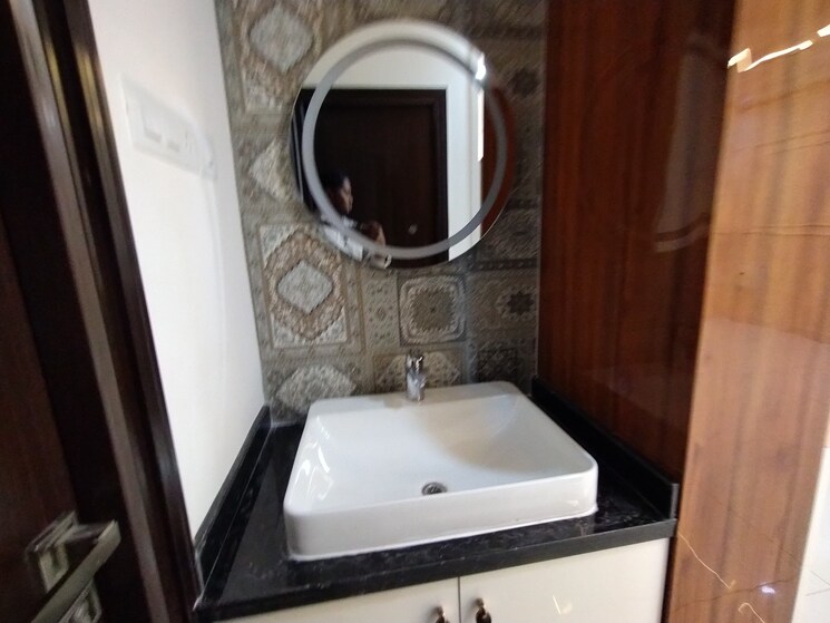 Bathroom, poulomi-avante 3 Bedroom 1960 Sq.Ft. Apartment In Kokapet Hyderabad 9308414