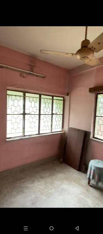 Room in 2 BHK Apartment at Hiland Park, Em Bypass – for Sale