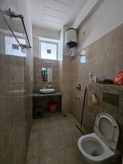 2 BHK Builder Floor For Sale in Sahastradhara Road