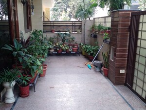 Parking in 6 BHK Independent House at Sector 80 – for Sale