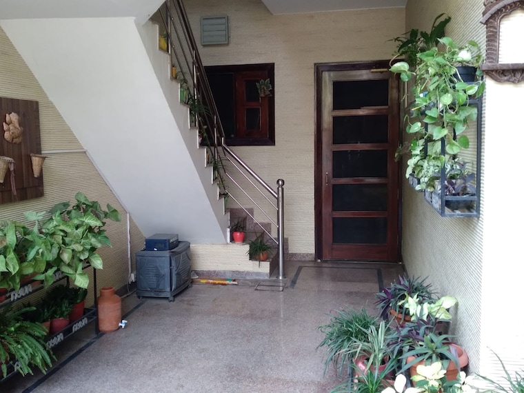  Parking, sector 80 6 Bedroom 250 Sq.Yd. Independent House In Sector 80 Mohali 9308471