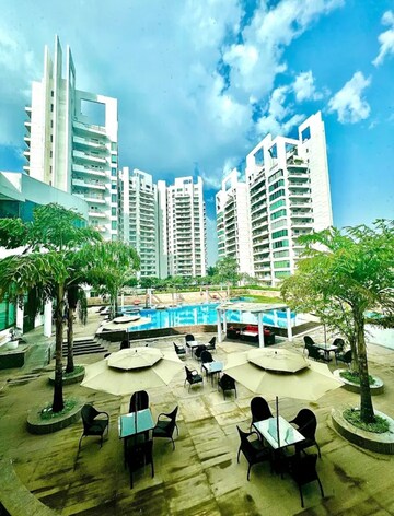 5 BHK Apartment – Exterior View View at Parsvnath Exotica, Sector 53 - for Sale