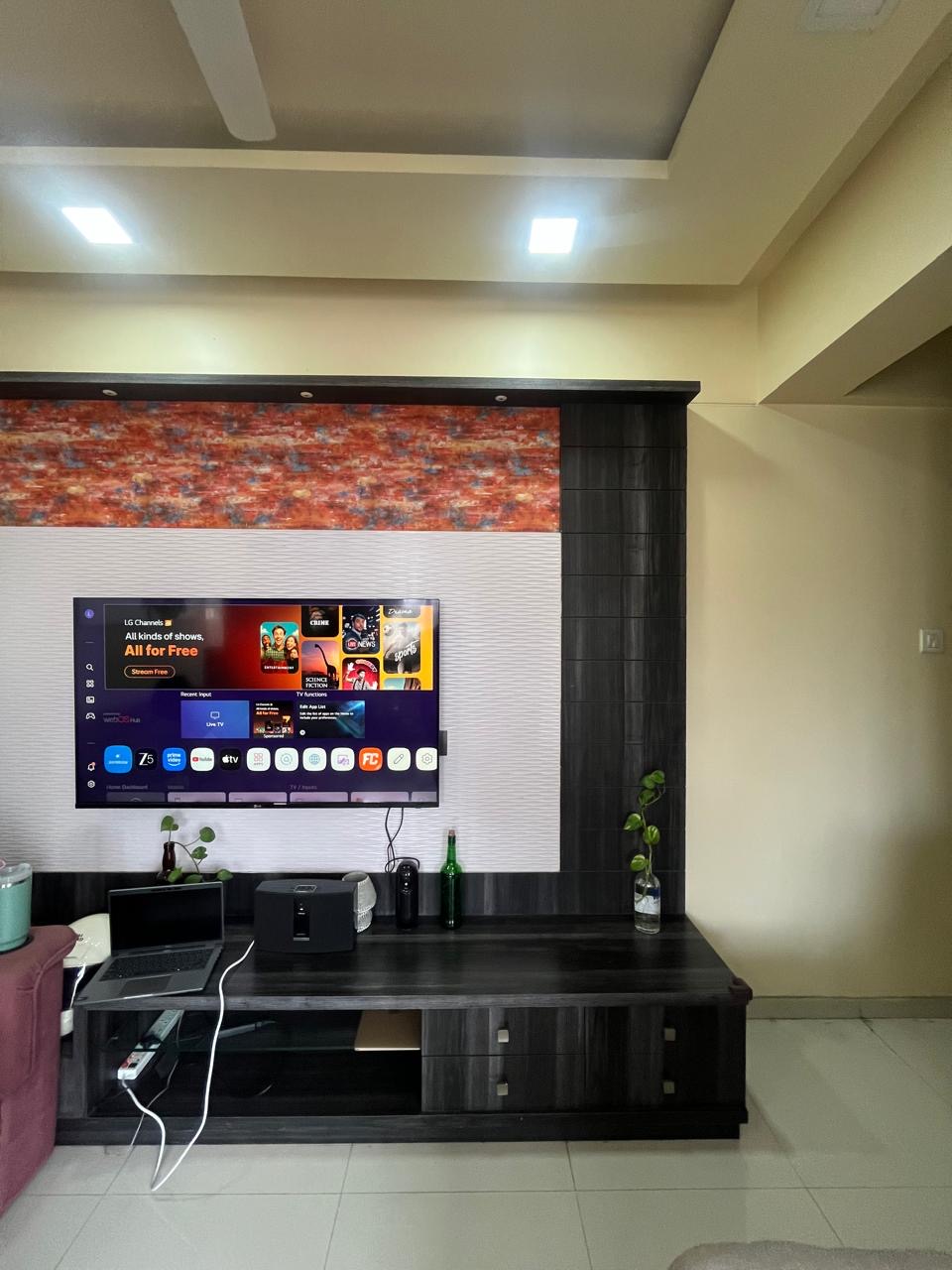 2 BHK Apartment For Rent in Icon Windsor Residency