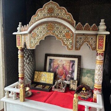 Living Room in 3 BHK Apartment at Shah Shanti Villa, Irla – for Rent