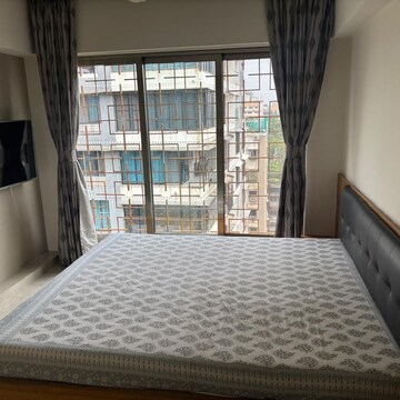 Bedroom in 3 BHK Apartment at Shah Shanti Villa, Irla – for Rent