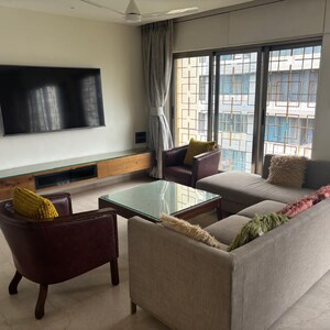 Living Room in 3 BHK Apartment at Shah Shanti Villa, Irla – for Rent