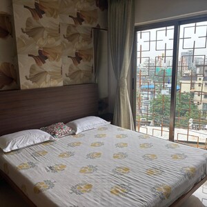 Bedroom in 3 BHK Apartment at Shah Shanti Villa, Irla – for Rent