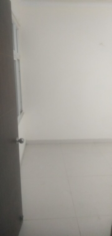 2 BHK Apartment For Rent in MCC Signature Heights, Raj Nagar Extension
