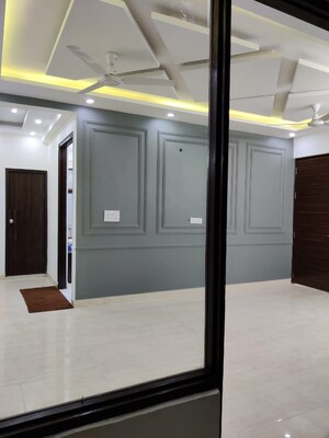 Room in 3 BHK Builder Floor at Chattarpur – for Sale