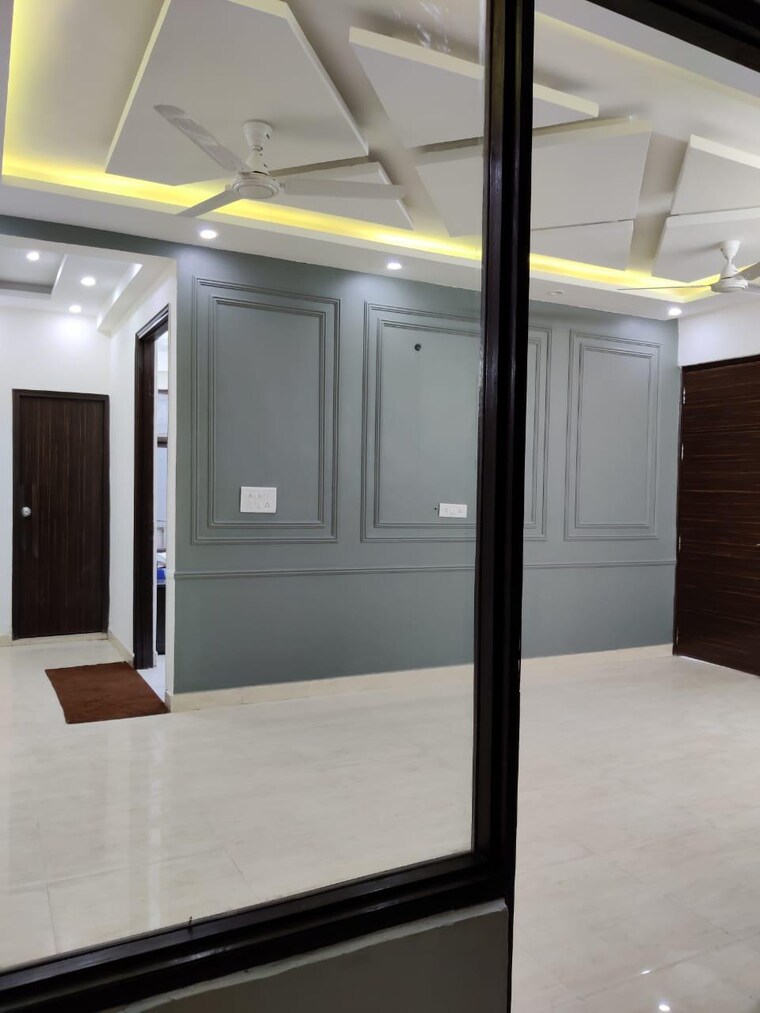 Room, chattarpur 3 Bedroom 140 Sq.Ft. Builder Floor In Chattarpur Delhi 9308662