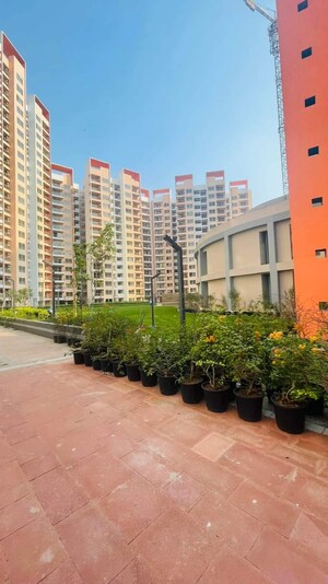 3.5 BHK Apartment – Exterior View View at Shapoorji Pallonji Joyville Phase 2, Sector 102 - for Rent